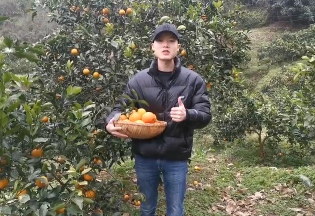 滕俊标：大(dà)學生(shēng)“新農(nóng)人(rén)”，靠電(diàn)商在家(jiā)鄉(xiāng)做(zuò)出一(yī)番事(shì)業(yè)